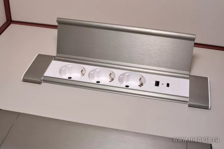 Блок розеток G4103Q-2AC