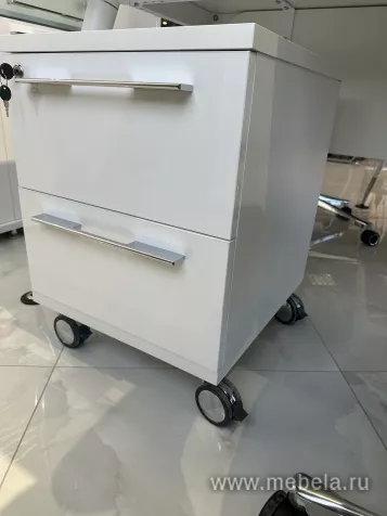 кабинет Эмпорио