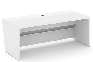 Стол руководителя прямой, без тумбы