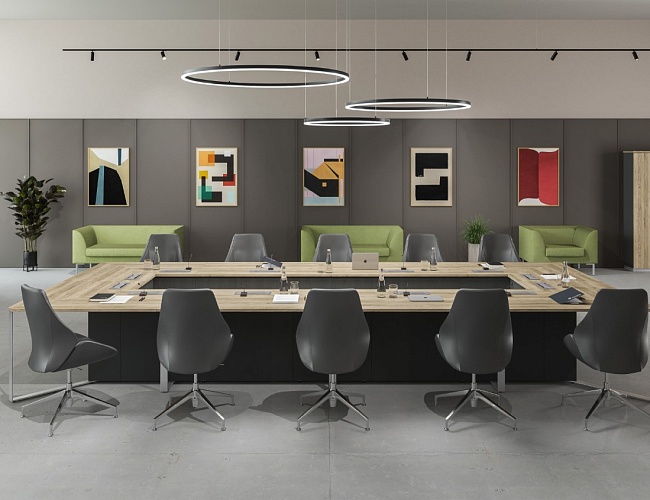 фото столы Спич Куб №5